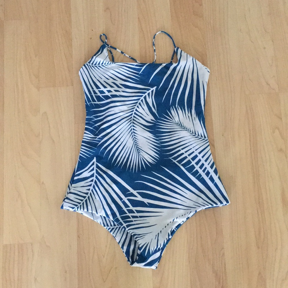 Mikoh Kilauea one piece